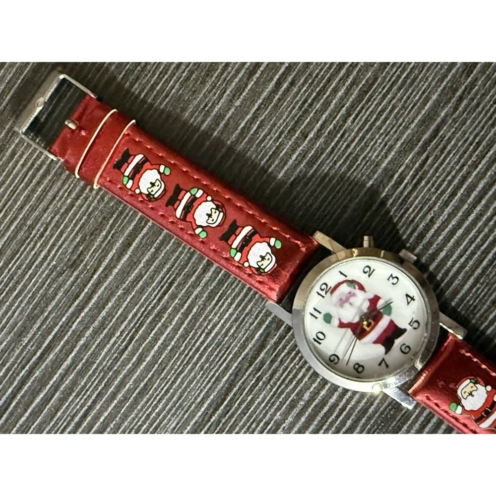 Ho-Ho-Ho! Festive Fun with this Santa Claus Women's Watch New Battery